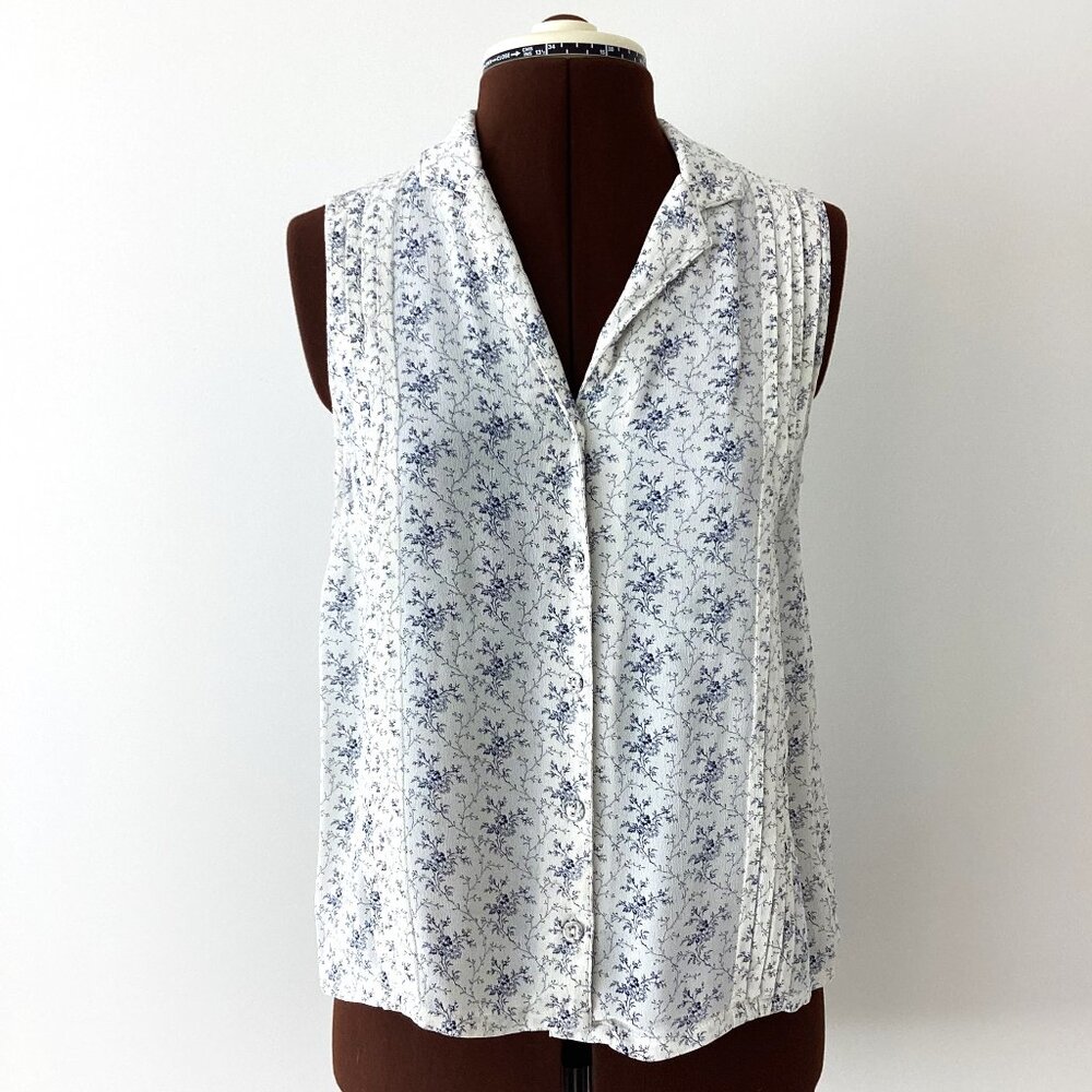 Cottagecore Floral Sleeveless Button Front
